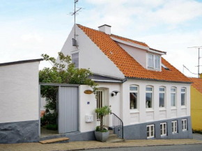 Idyllic Apartment in Allinge with Terrace Allinge-Sandvig